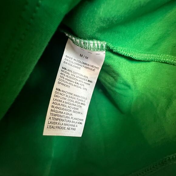 chicos ultimate tee green size 1 medium Kelly green - Picture 4 of 6